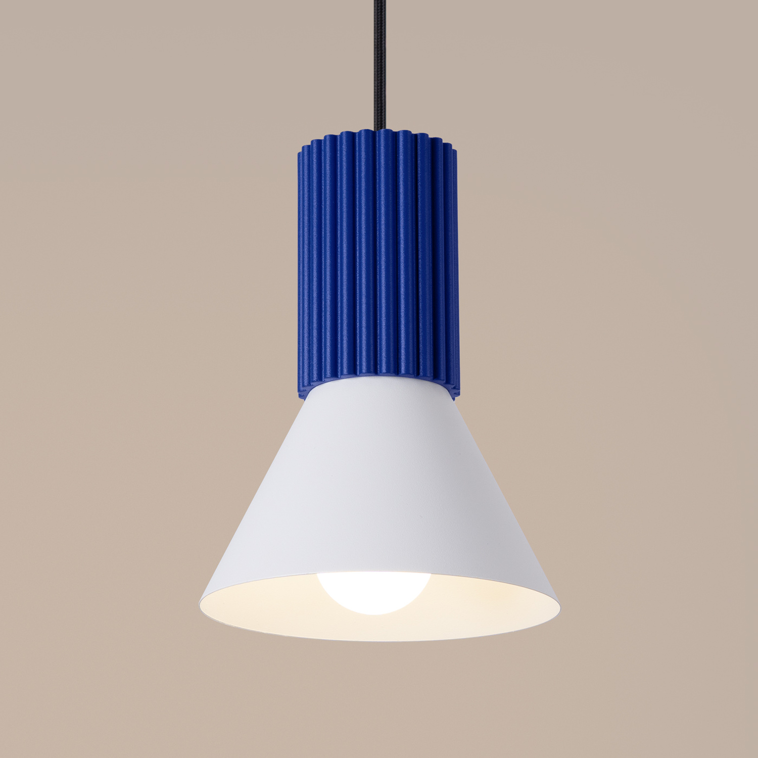 Pendant Lamp Estria 1 White/Ultramarine - Thumbnail 5